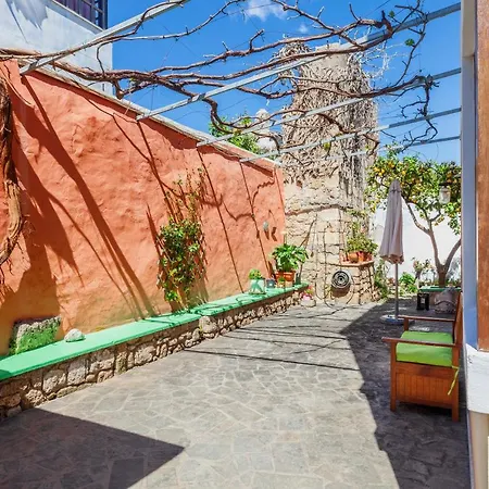 فيلة Victoria Old Town Rhodes City