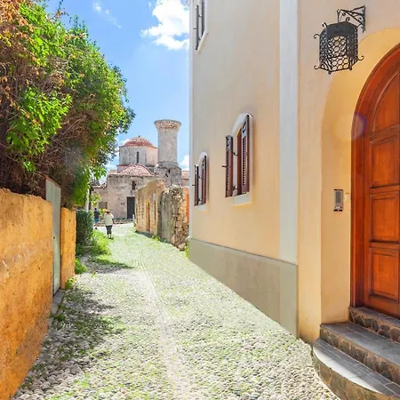 Victoria Old Town فيلة *