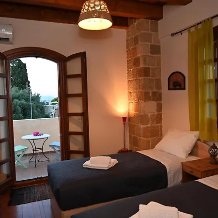 Victoria Old Town فيلة