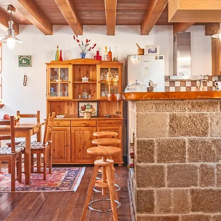 ヴィラ Victoria Old Town Rhodes City