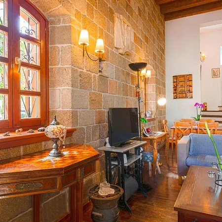 Victoria Old Town Willa *