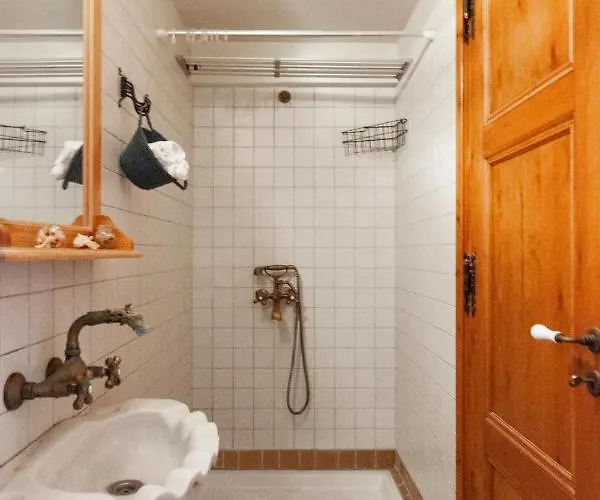 Victoria Old Town * עיר רודוס