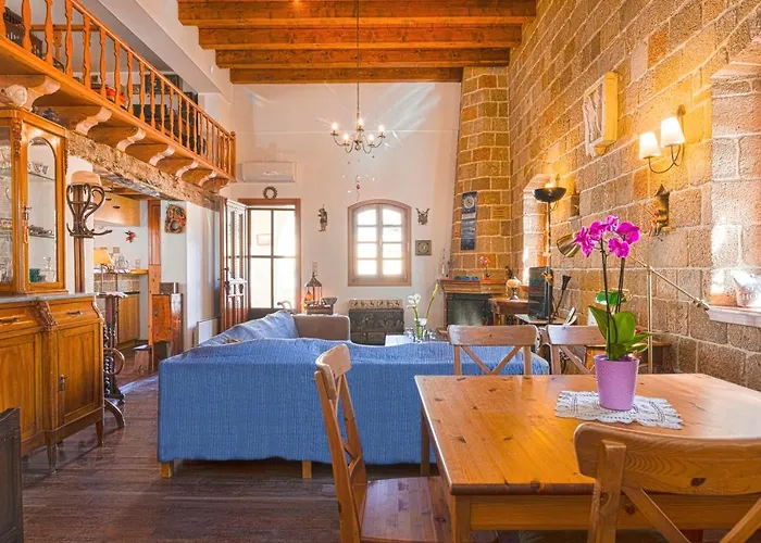 Victoria Old Town וילה